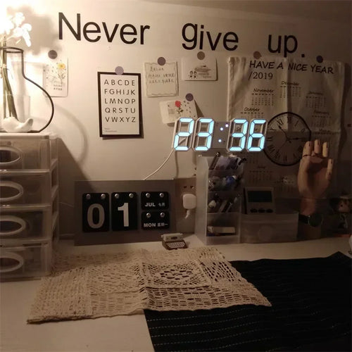 Horloge Numérique Minimaliste Nuova